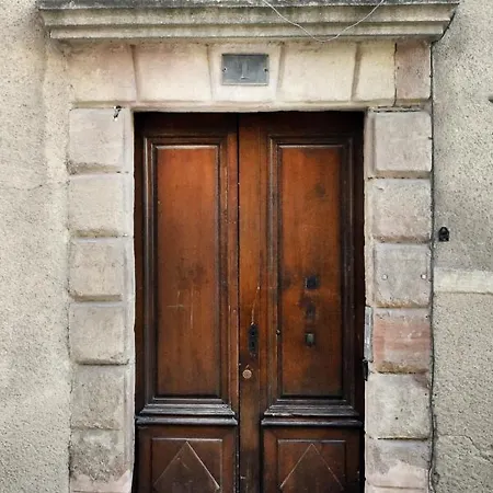 Loft Sous Les Combles - Loft Under The Rafter 아파트